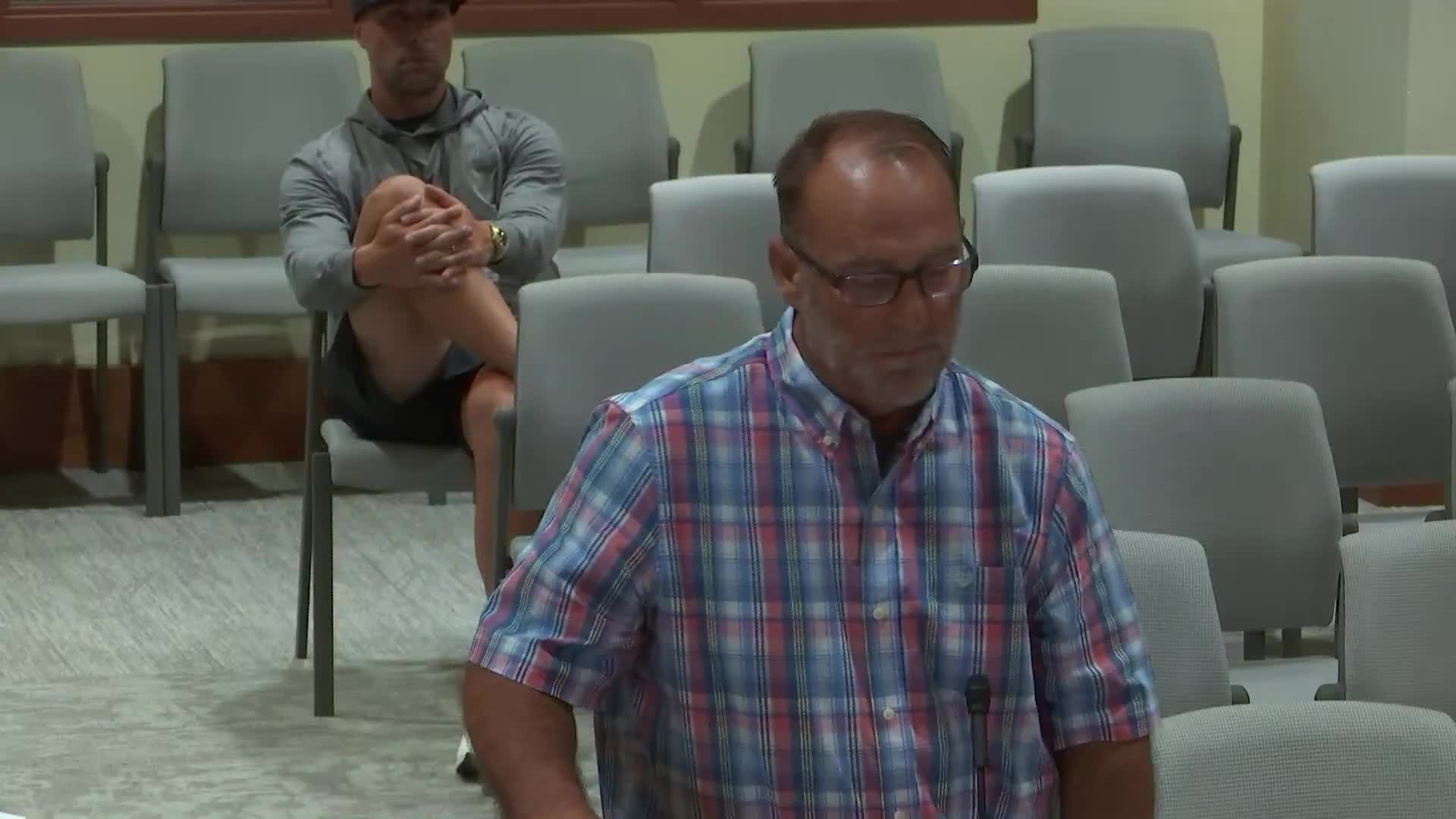 Woodbury Planning Commission reviews zoning changes for larger residential lots