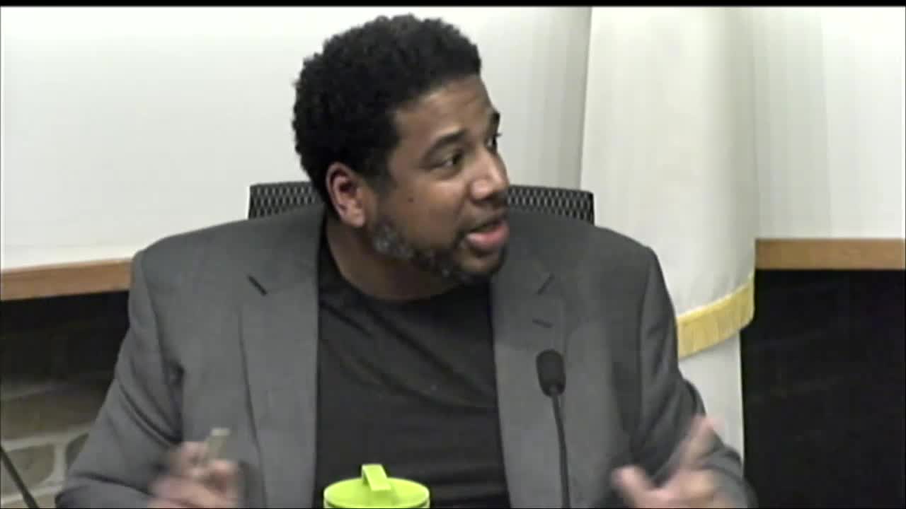 Oak Park Board discusses urgency in eliminating exclusionary zoning policies