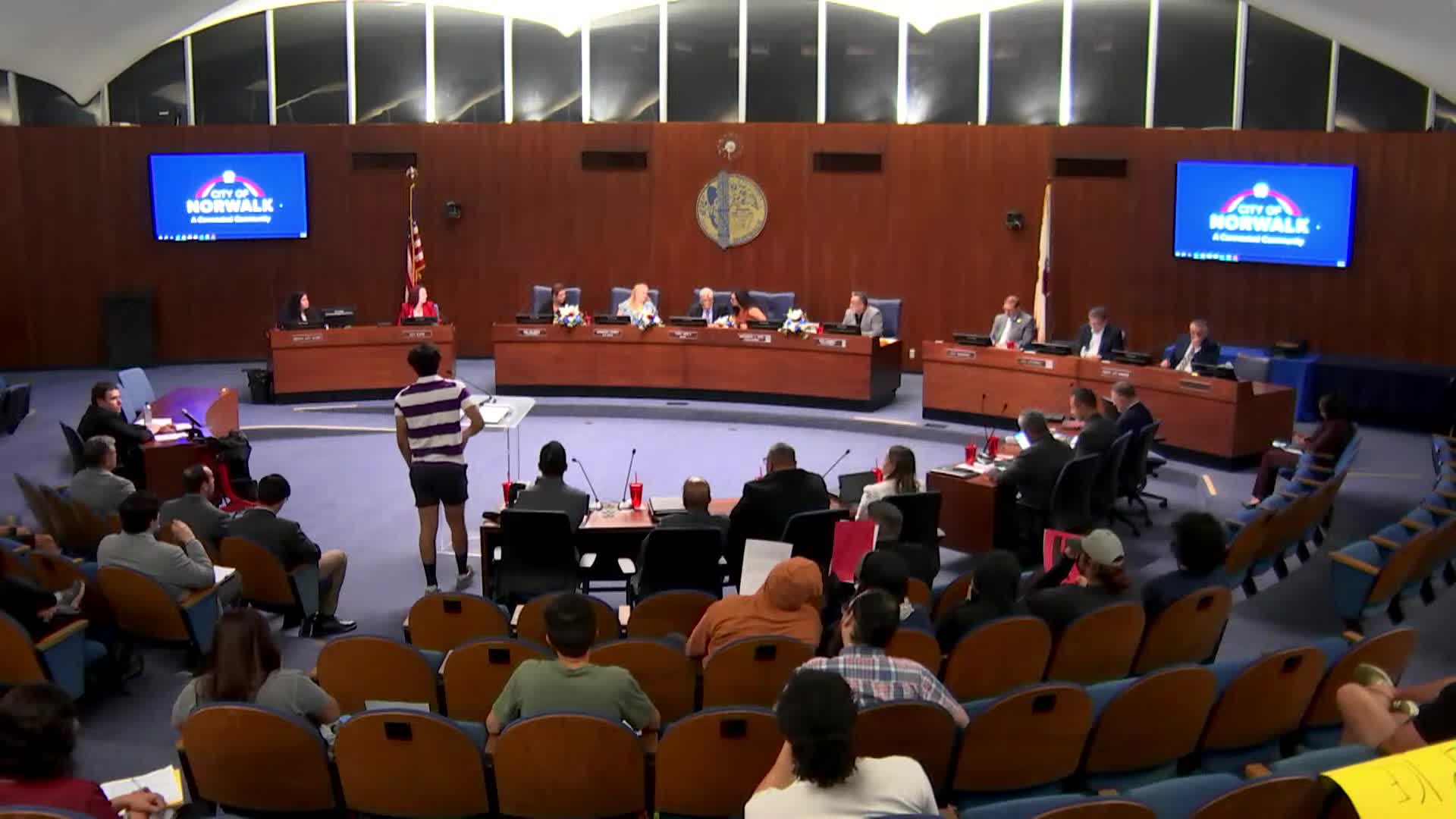 Cal Poly Pomona student urges Norwalk council to prioritize native plants in urban planning