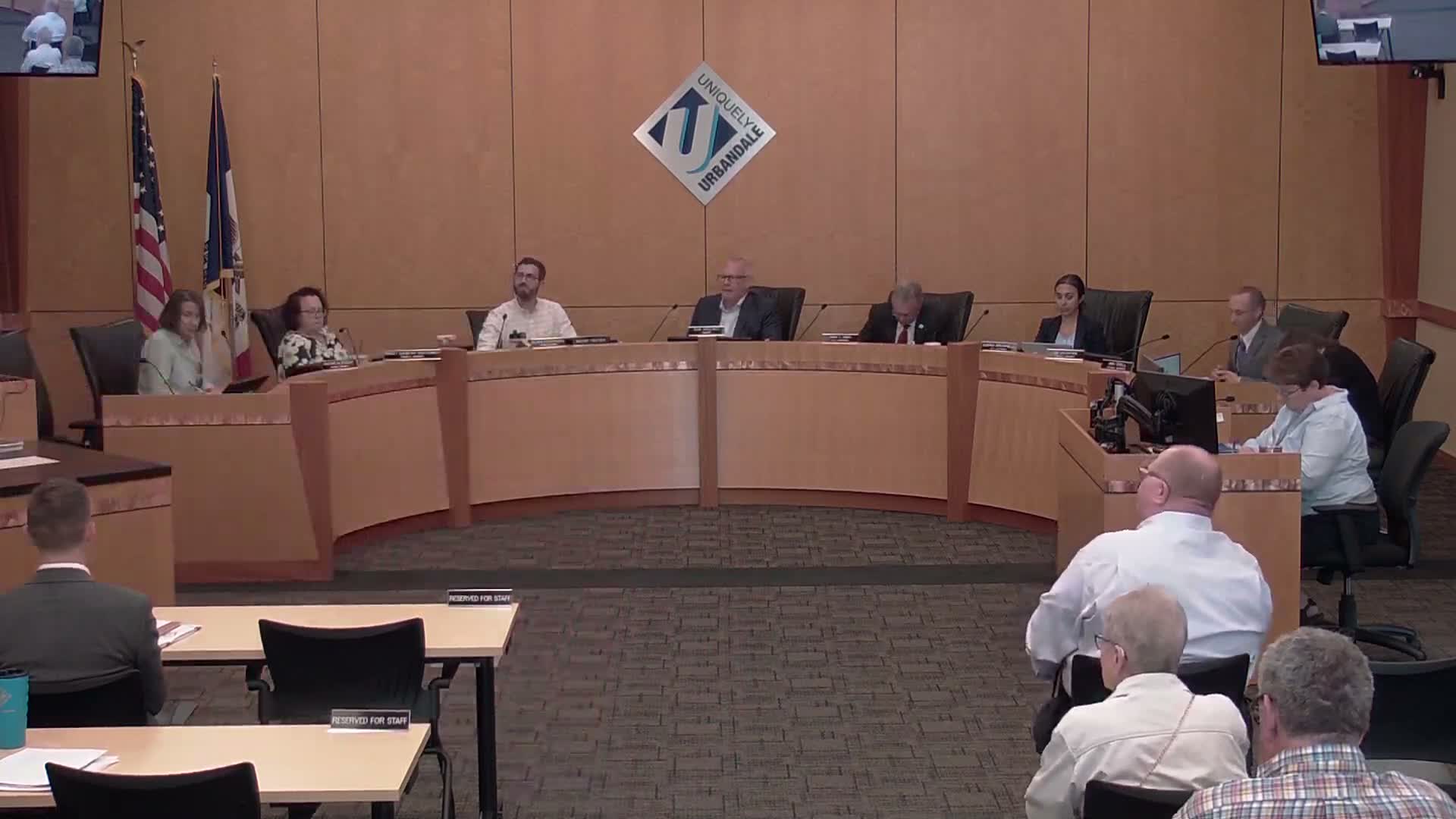 Cobblestone residents press Urbandale council over late survey and inconsistent inspections