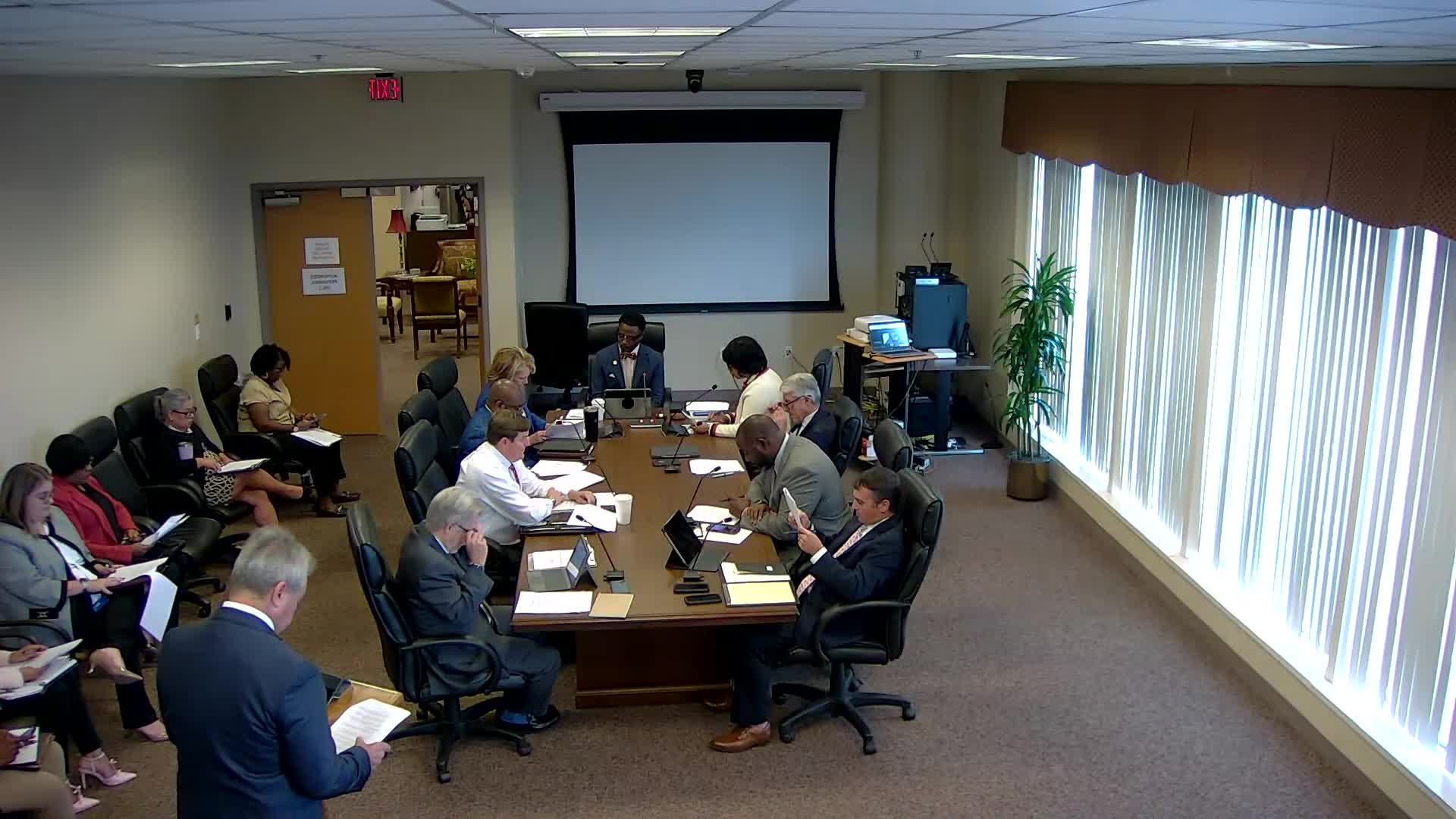 Council to amend contract to extend Helios Alliance role managing settlement grants