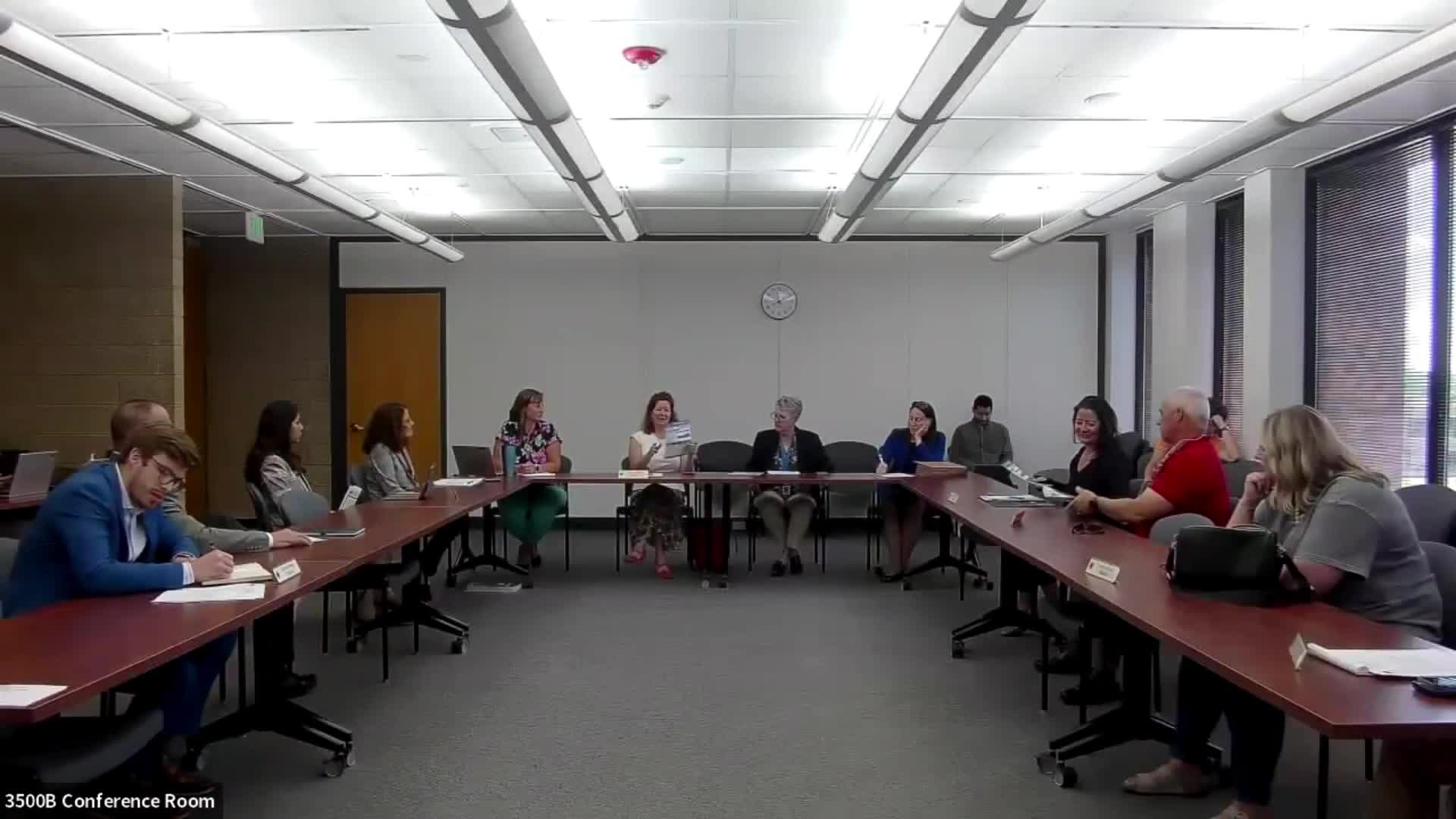 DuPage County launches 24/7 211 social services hotline
