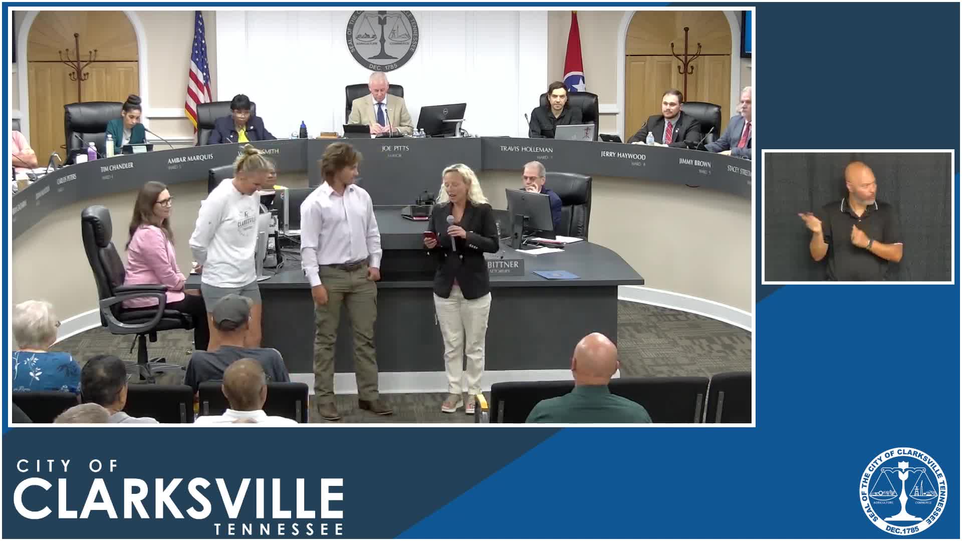 Lifeguards Ethan Hester and Blake Borra save drowning girl at Clarksville Country Club