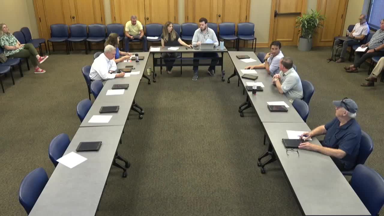 Council reviews site plan for Franklin Road pickleball restaurant