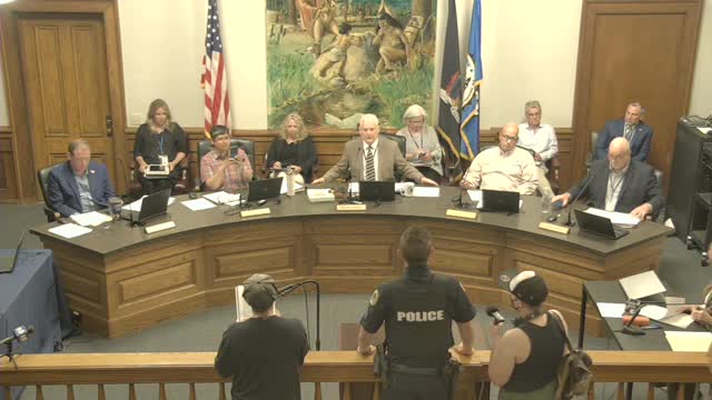 Heidi West advocates for Saratoga Springs housing ordinance at city council meeting