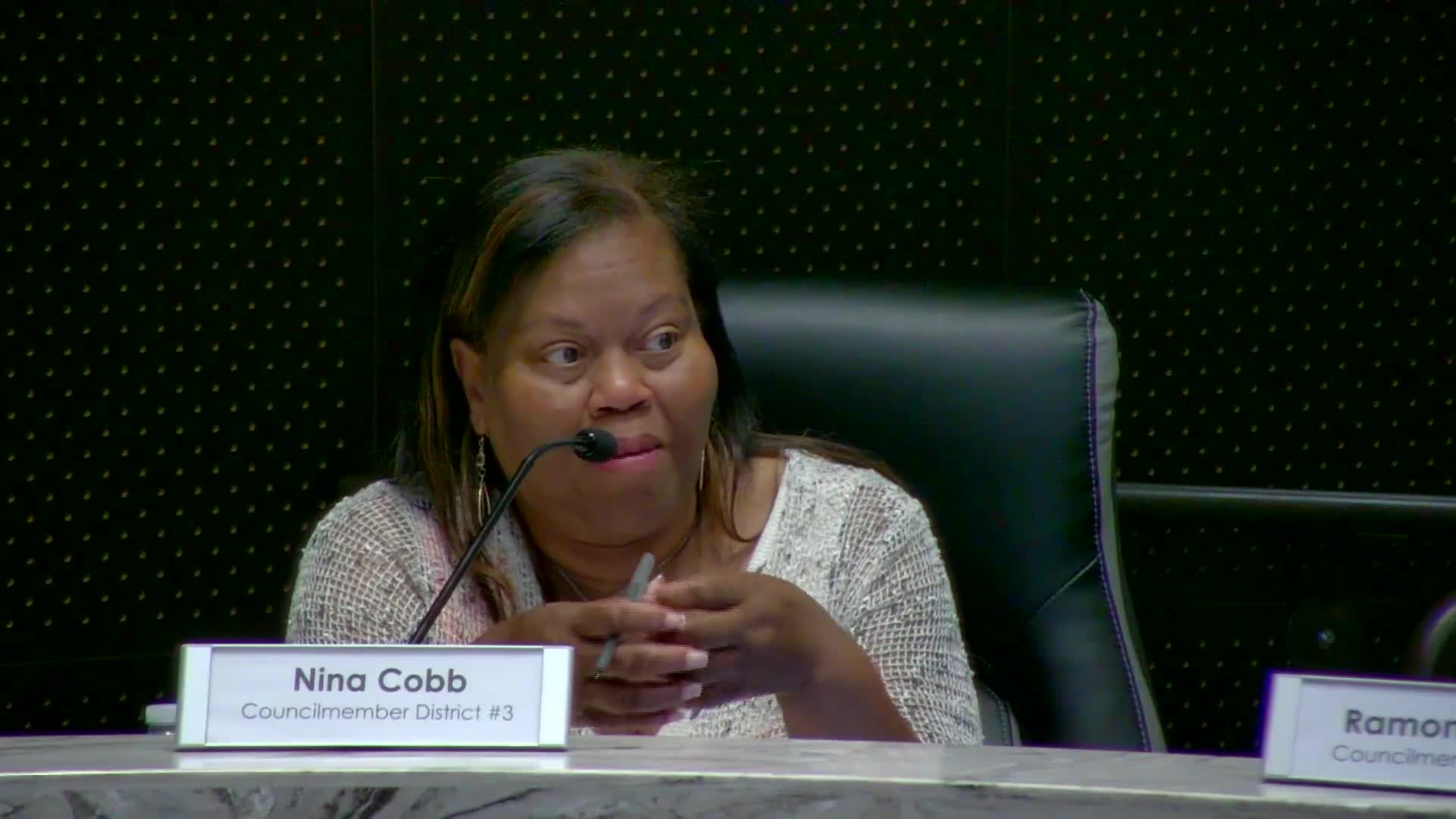 Killeen Council discusses budget concerns and need for grocery store services
