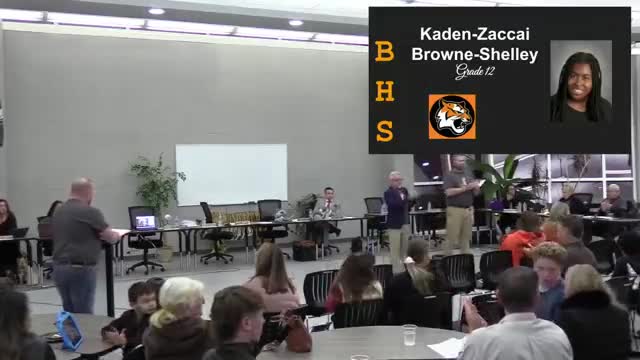 School Board updates policy to include metal detecting wands for safety