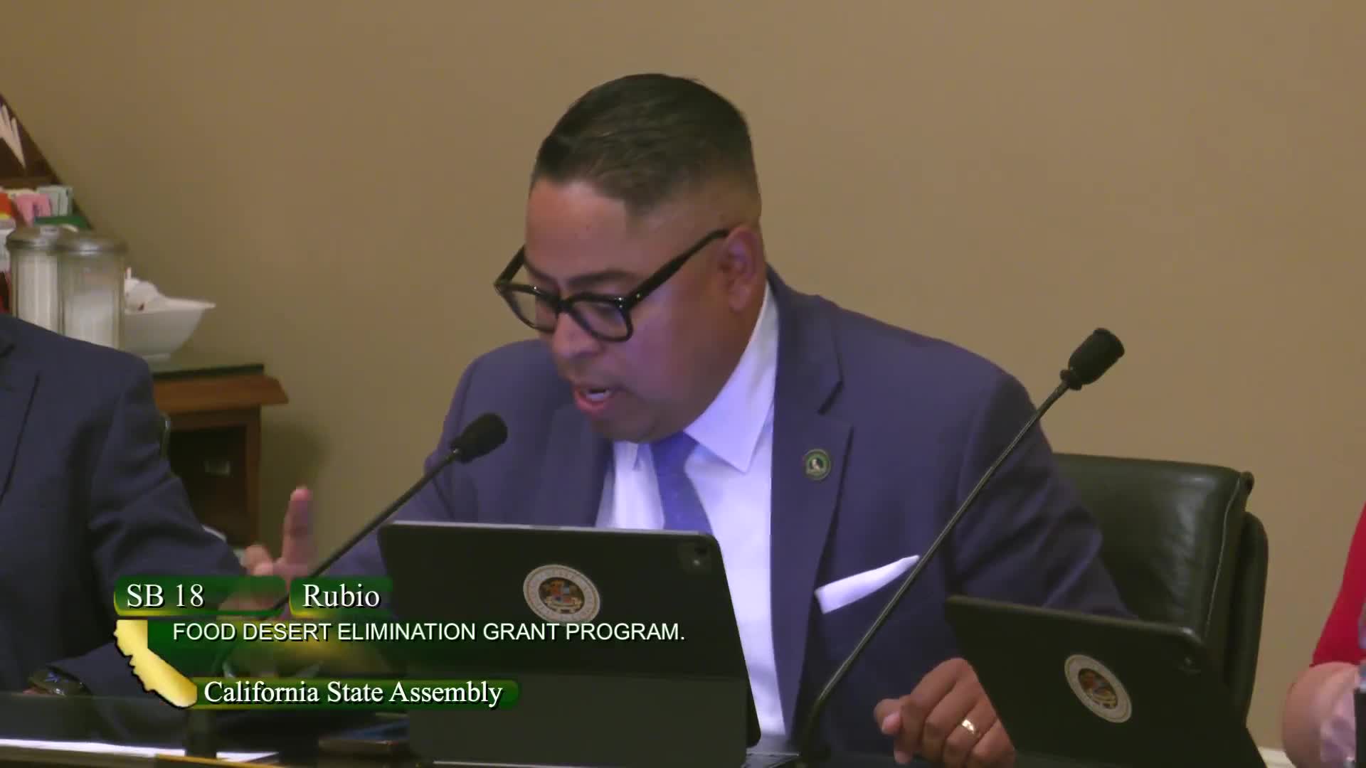 California Bill Supports Small Grocers with Grants for Community Food Access