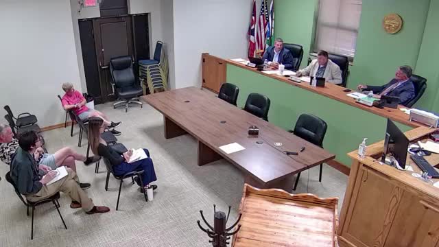 Mark Stout praised for flood communication efforts during public meeting