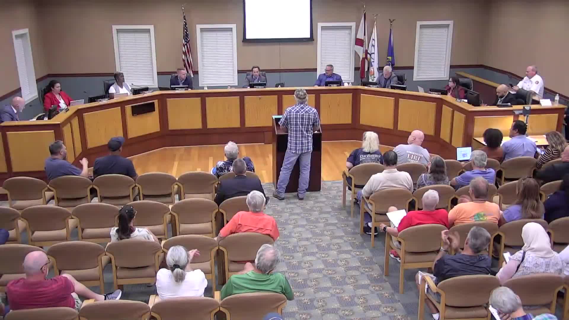 Saint Cloud residents demand clarity on property development and utility costs