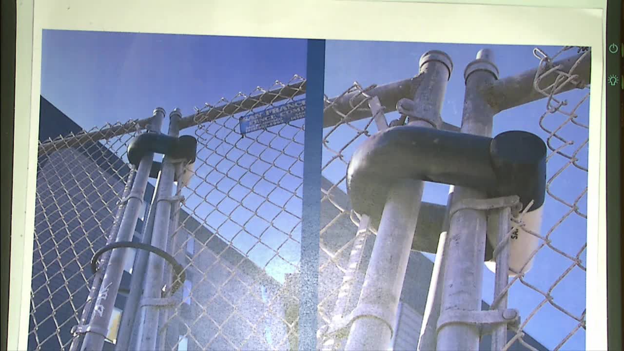 Community confronts Monkey Brains over blocked access on 20 Second Street