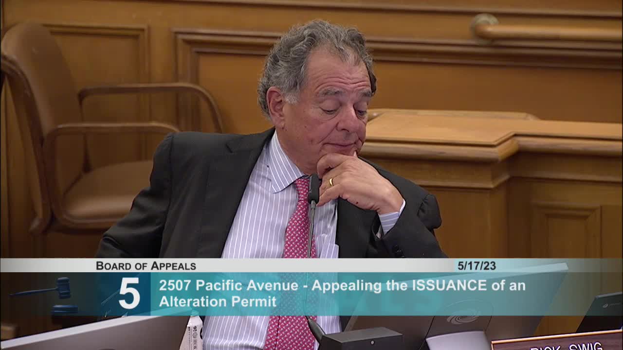 San Francisco officials discuss legality of 60-year-old fire escape structure