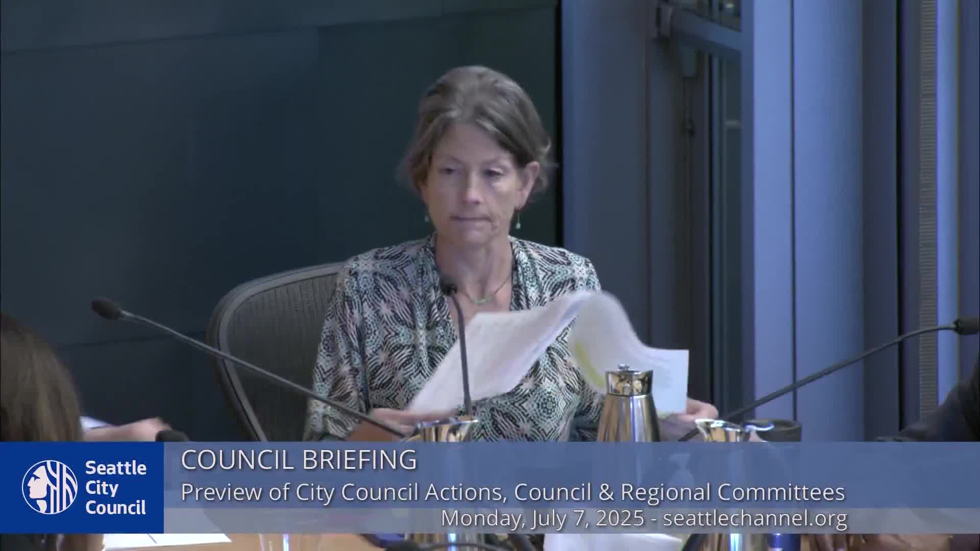 Seattle council schedules carry‑forward budget briefings, asks CBO for contract and underspend data before vote