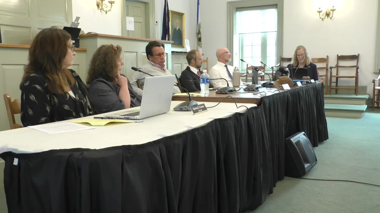 Warren County supervisors discuss public safety committee amidst leadership challenges