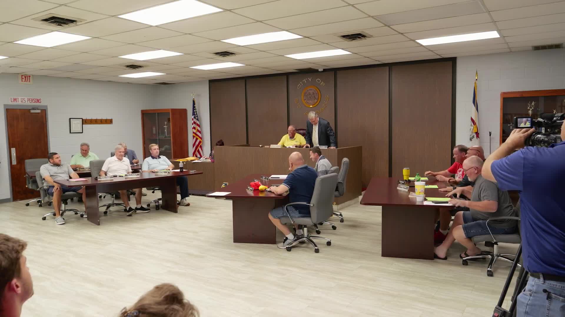 Saint Albans swears in new police chief Philip Bass during council meeting