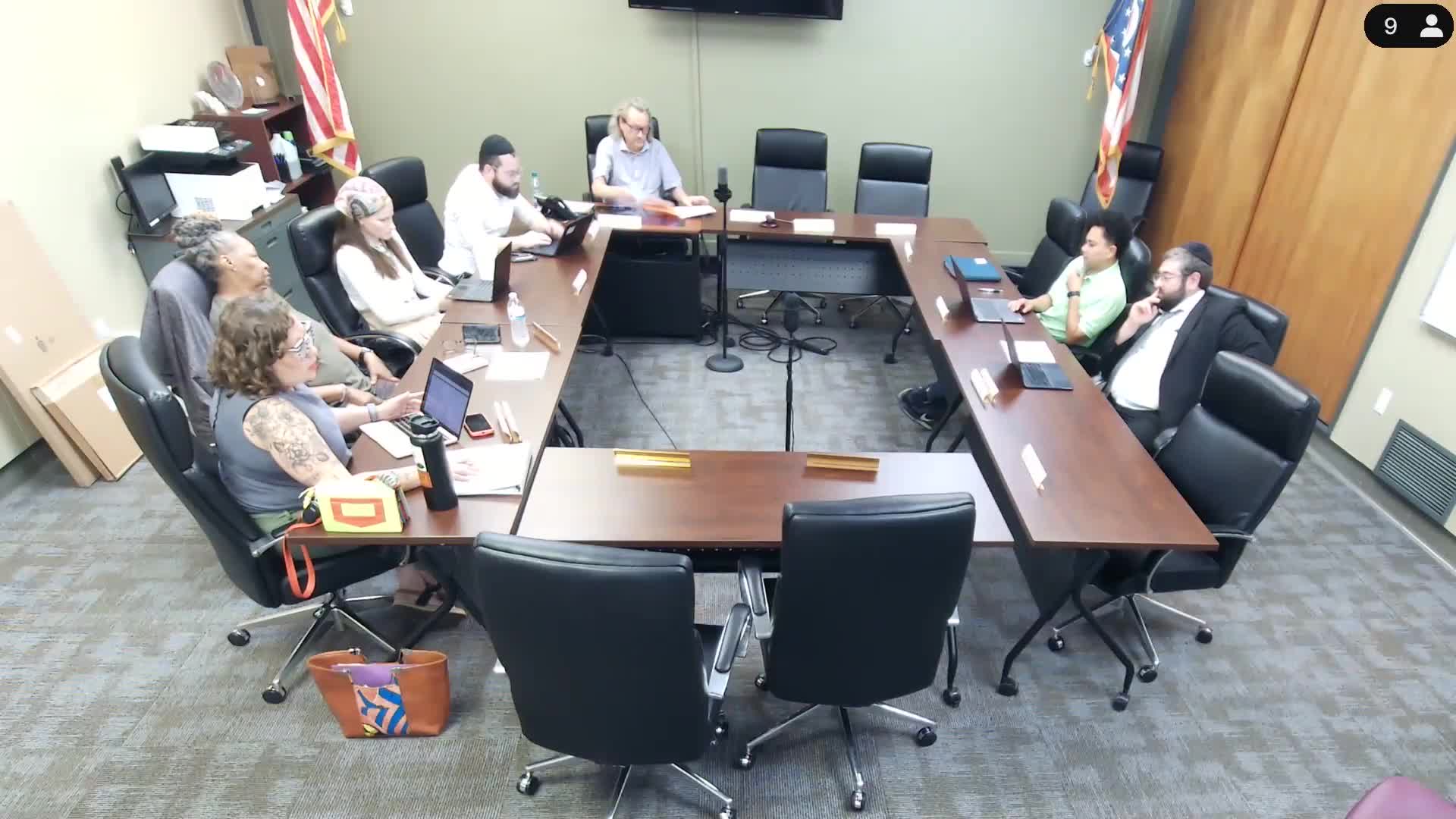 Golf Manor committee debates two park master-plan bids, asks firms to return for clarification