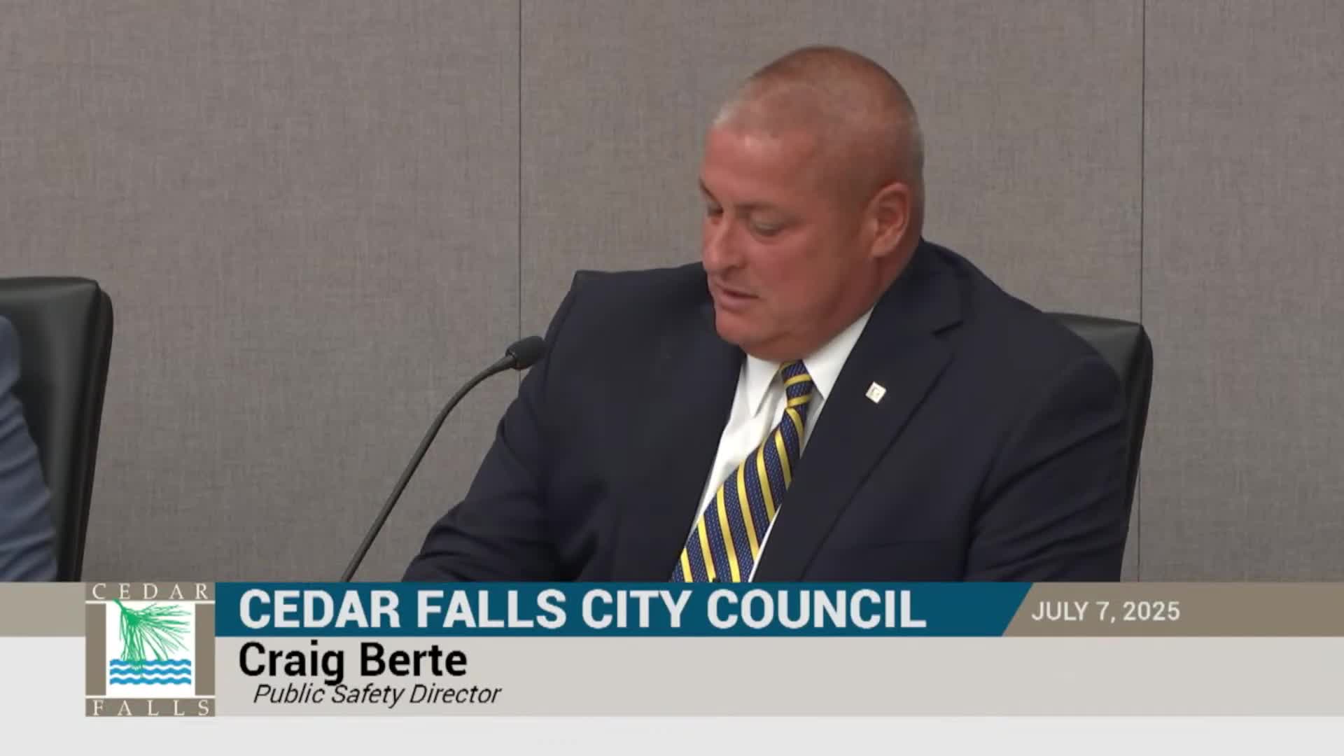 Cedar Falls officials address 911 funding changes and RAGBRAI volunteer needs