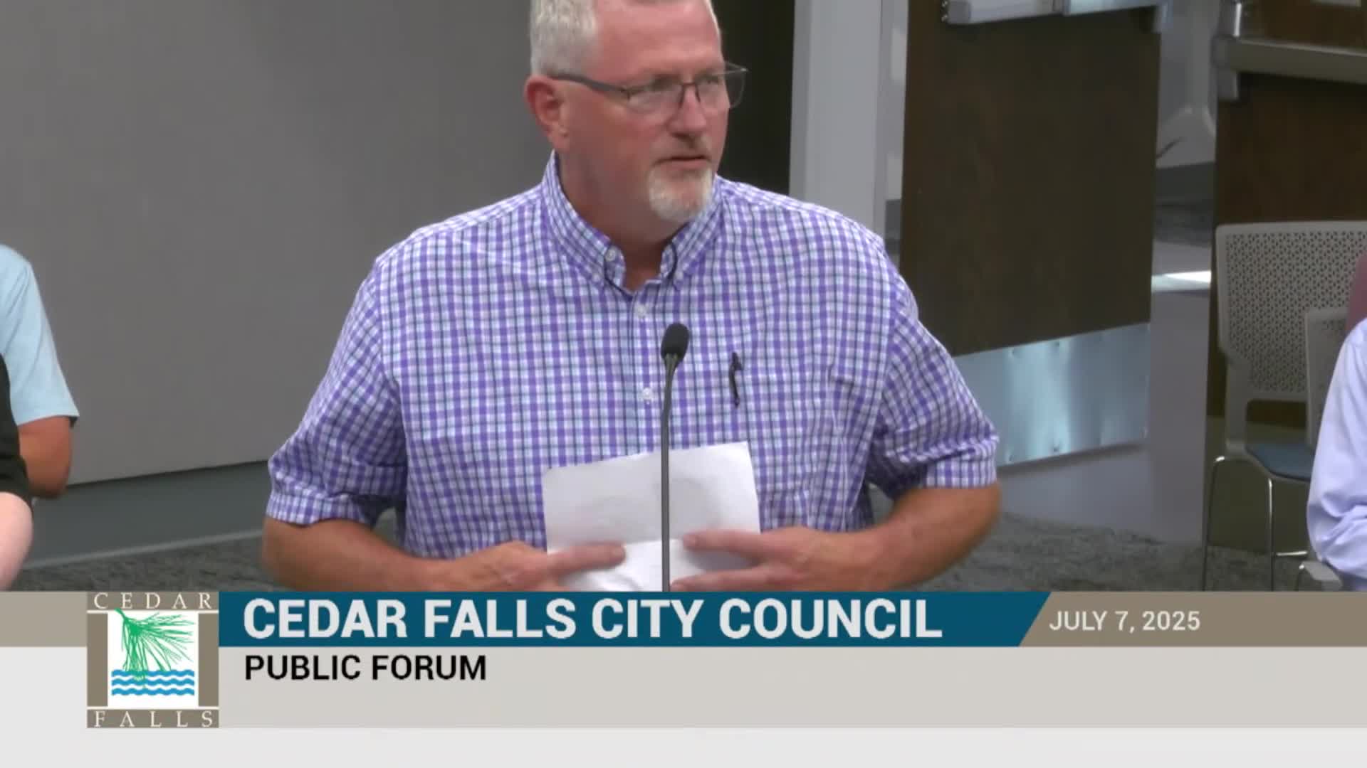 Cedar Falls celebrates Sturgis Falls 50th anniversary with community volunteer effort