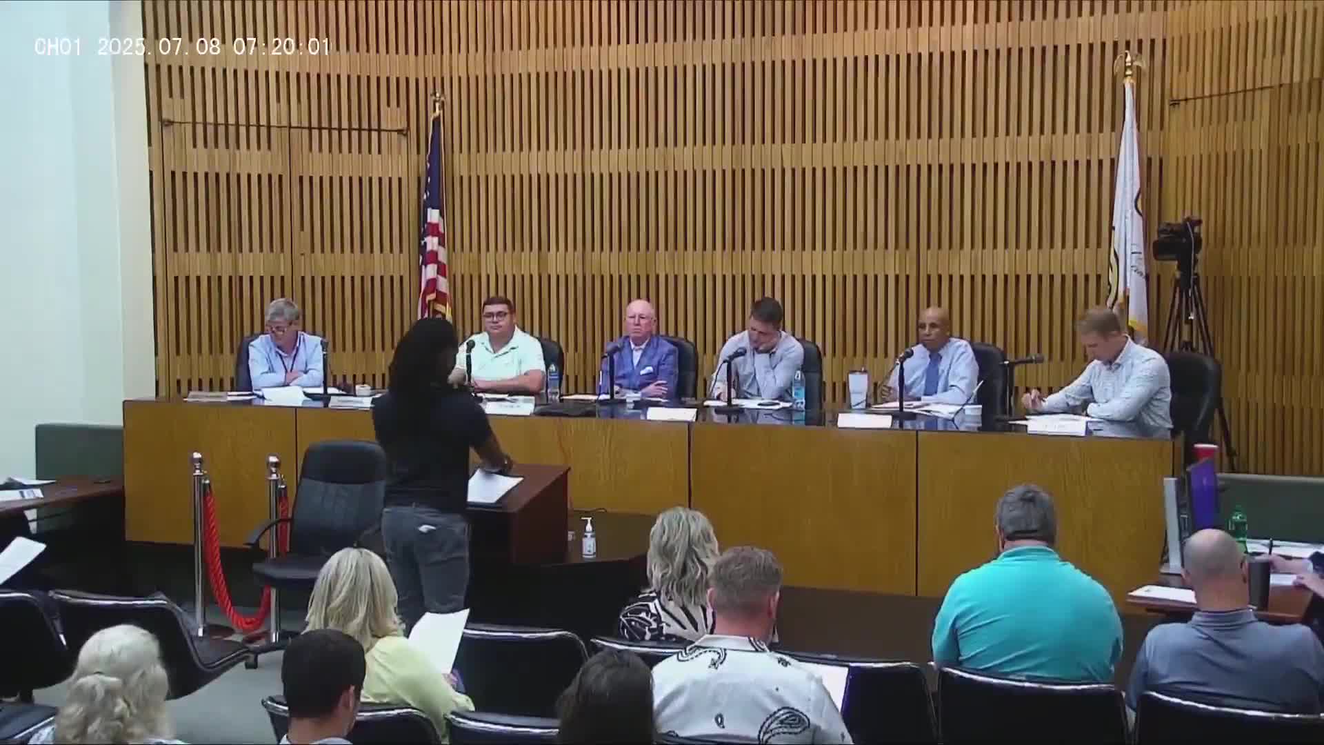 Council approves vacation of portions of Grove and Sycamore streets; one member voices concern about precedent