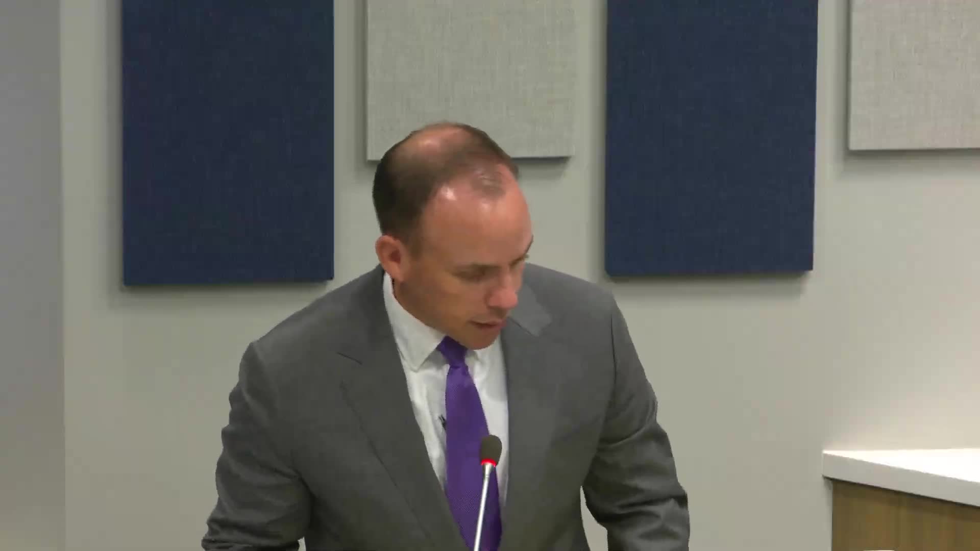 Cobb County approves contracts for road repairs, signal pole replacements and preliminary engineering for two corridors