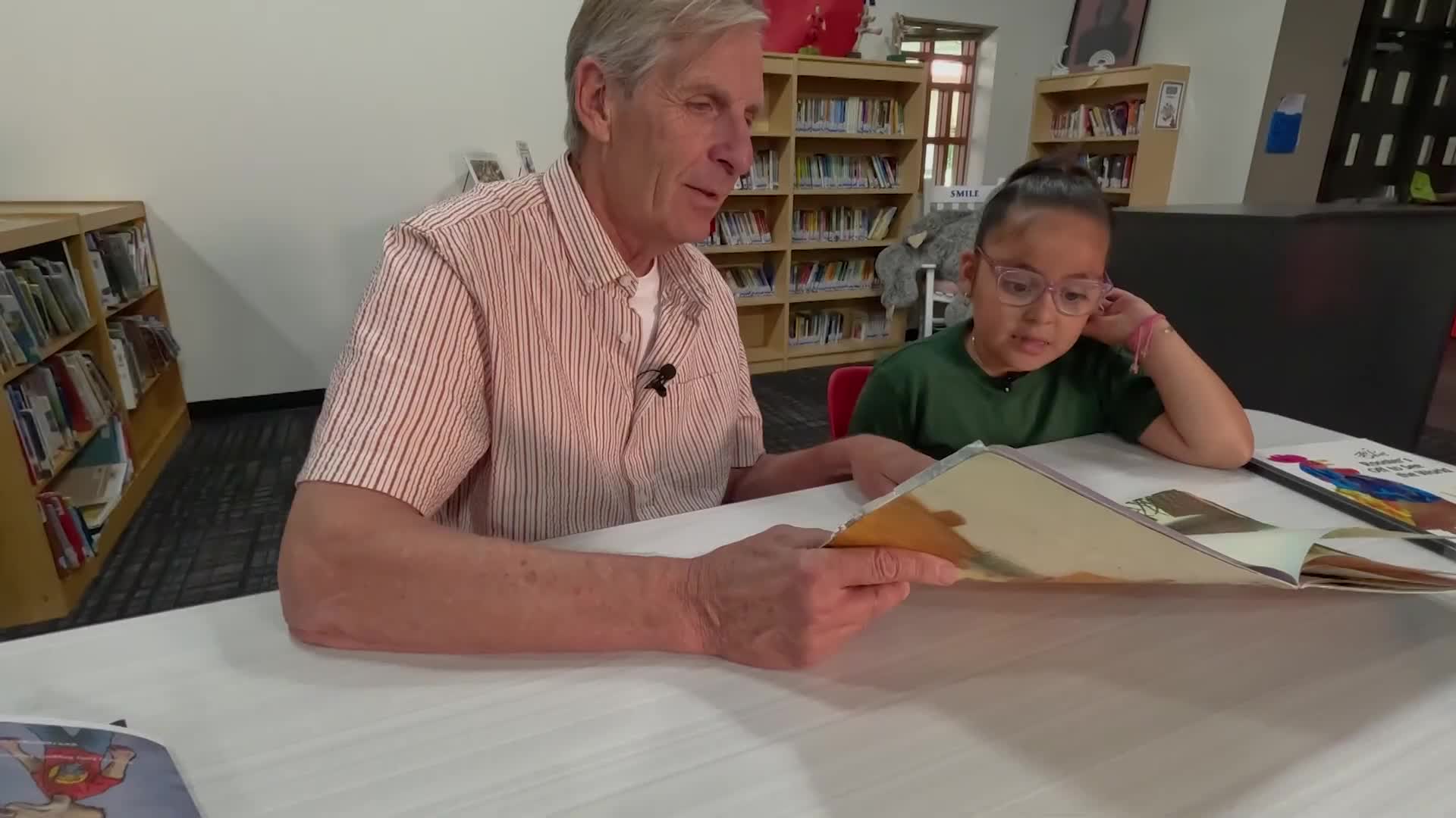 Phoenix's Experience Core Tutoring Program boosts student reading skills