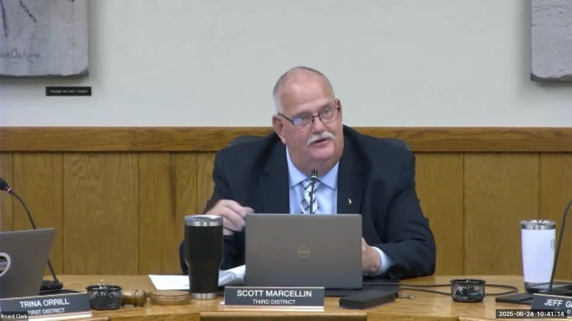 Board backs letter asking DOD for F‑18 flyover at Overlanding for Warriors veterans event