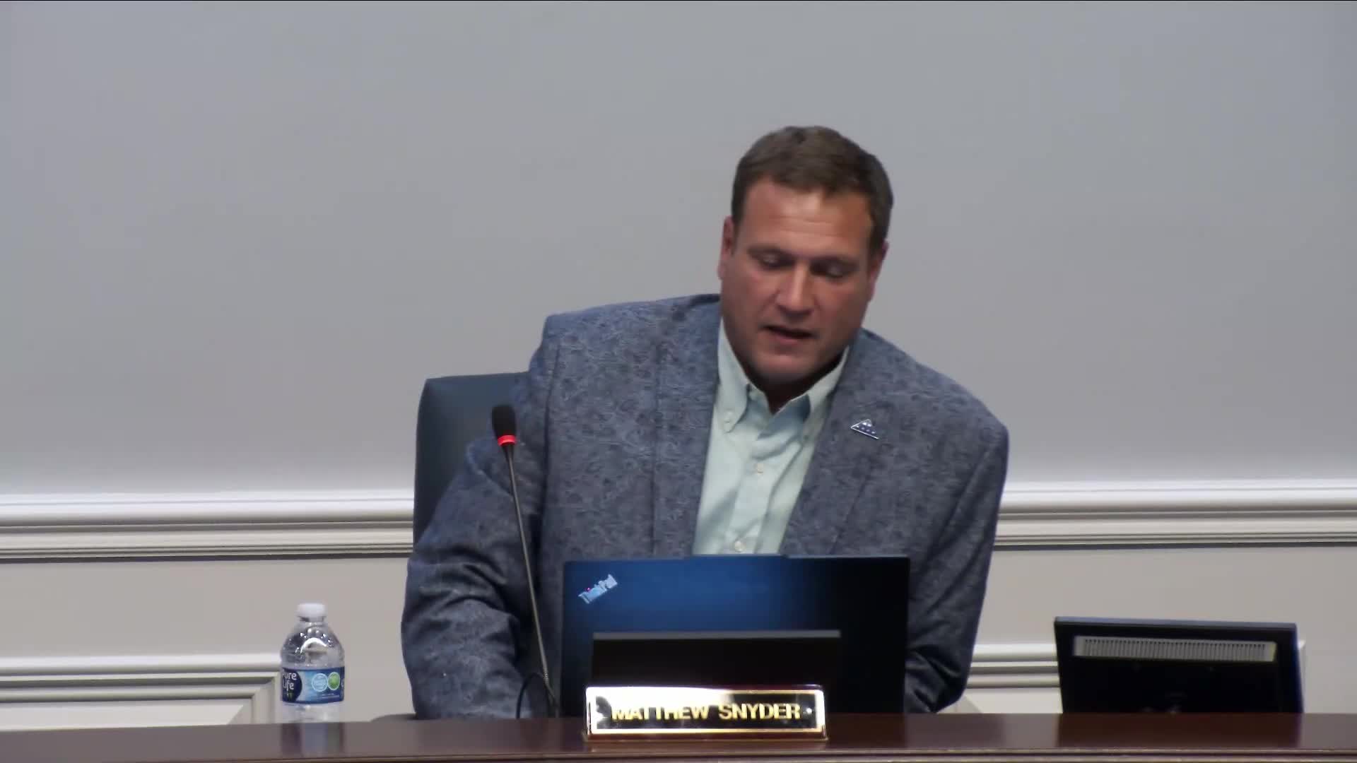Carmel Council debates $2.1M park funding amid apartment development discussions