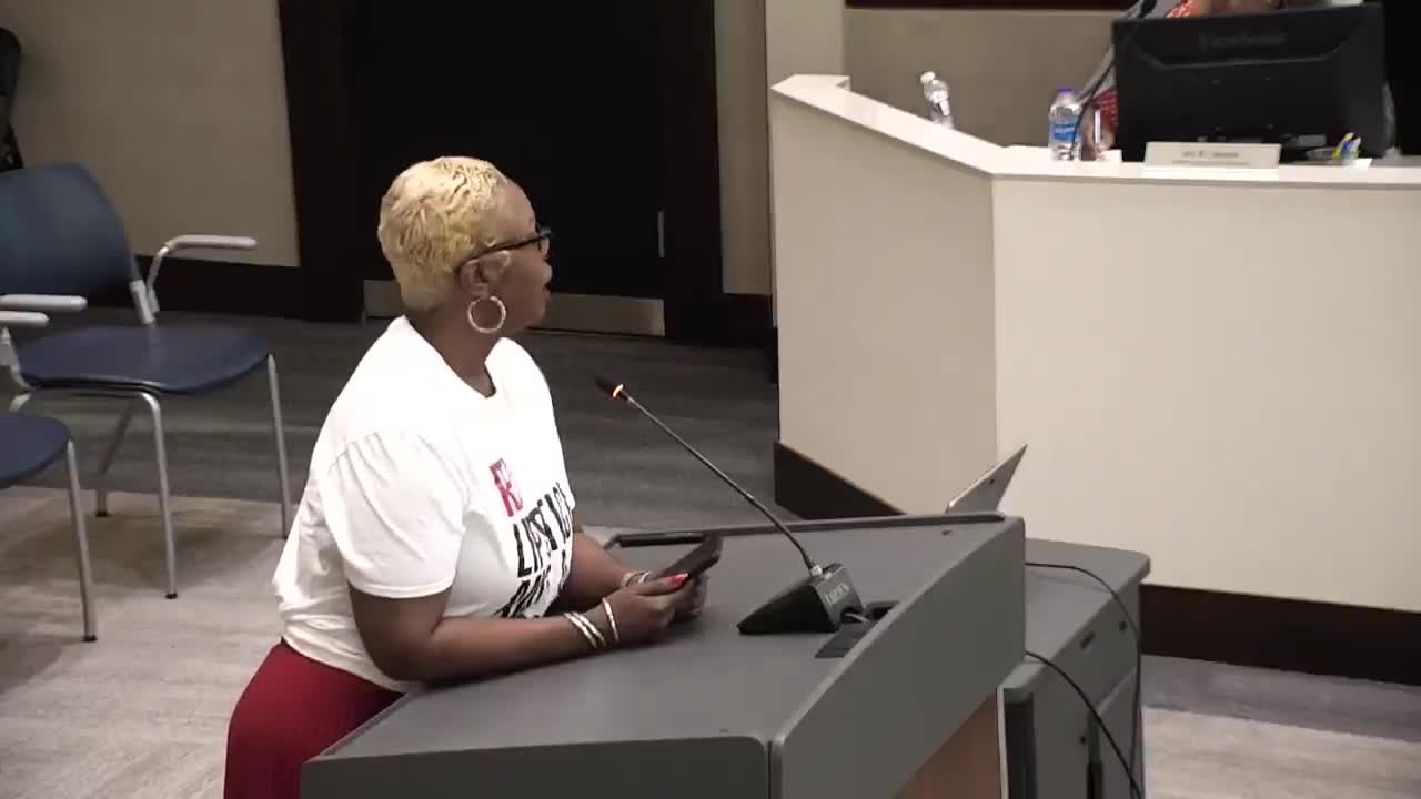 Residents criticize council conduct and call for unity after contentious budget meeting