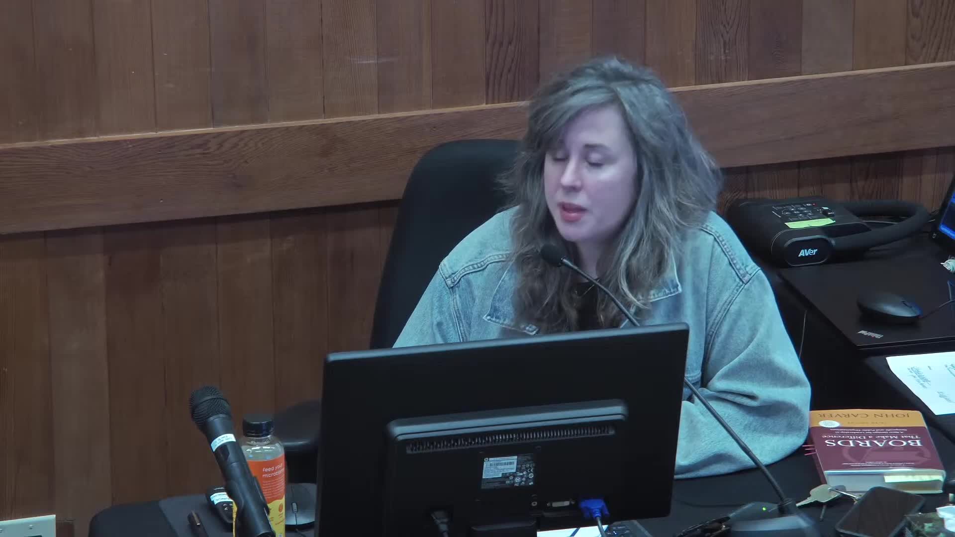 City budget review emphasizes support for departments and new farmers market stage