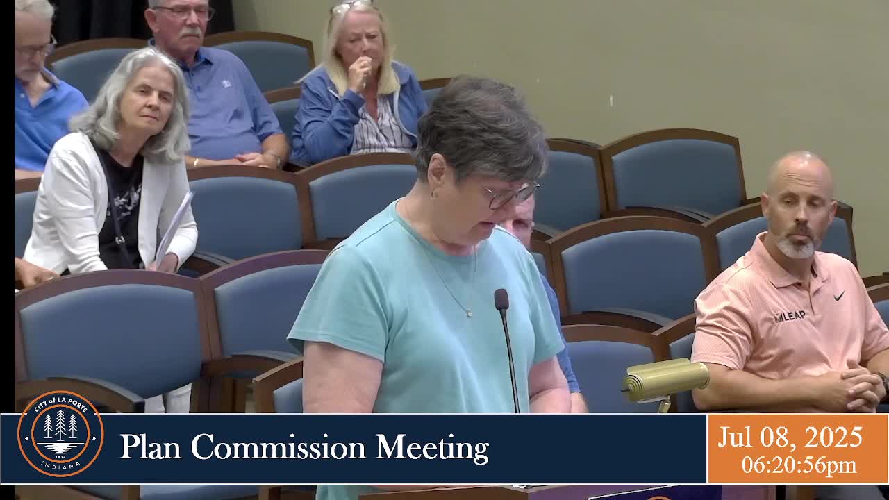 La Porte residents demand transparency on controversial zoning proposal near golf course