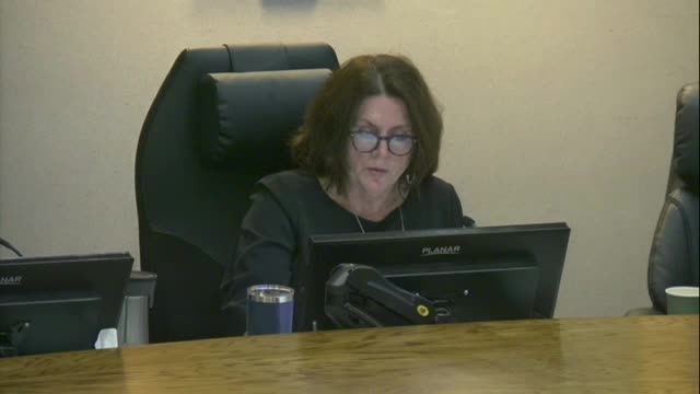Davis community honors Jenny Decker and victims of Oakdale fire during adjournment