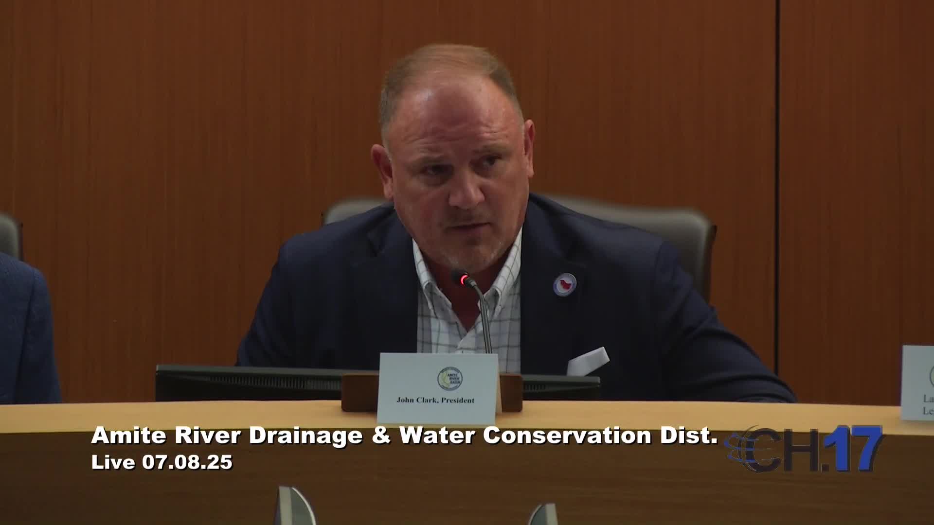 Louisiana DEQ discusses innovative watershed management strategies at local meeting