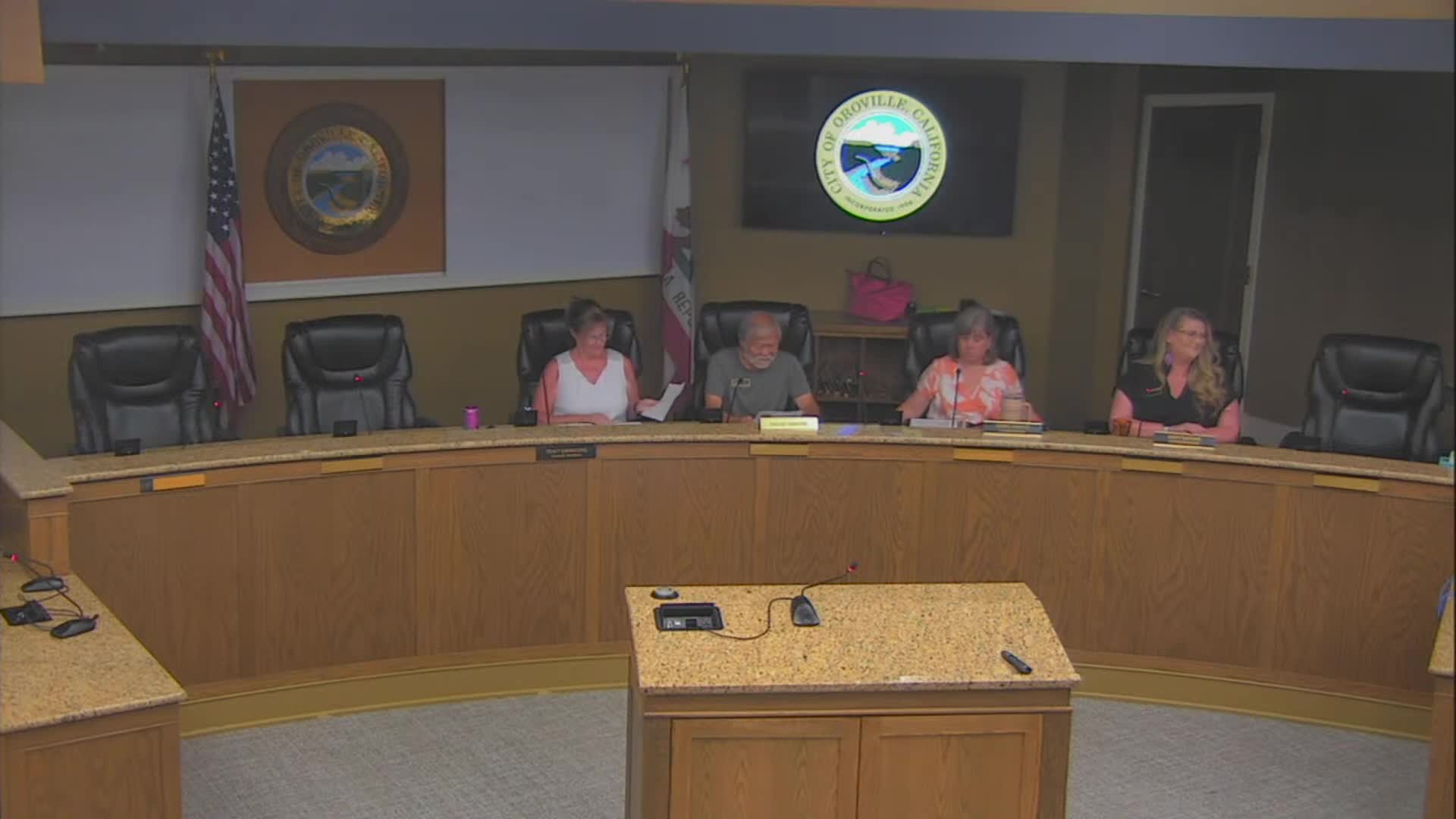 Oroville Council reviews red-tailed hawk sculpture proposal and funding details
