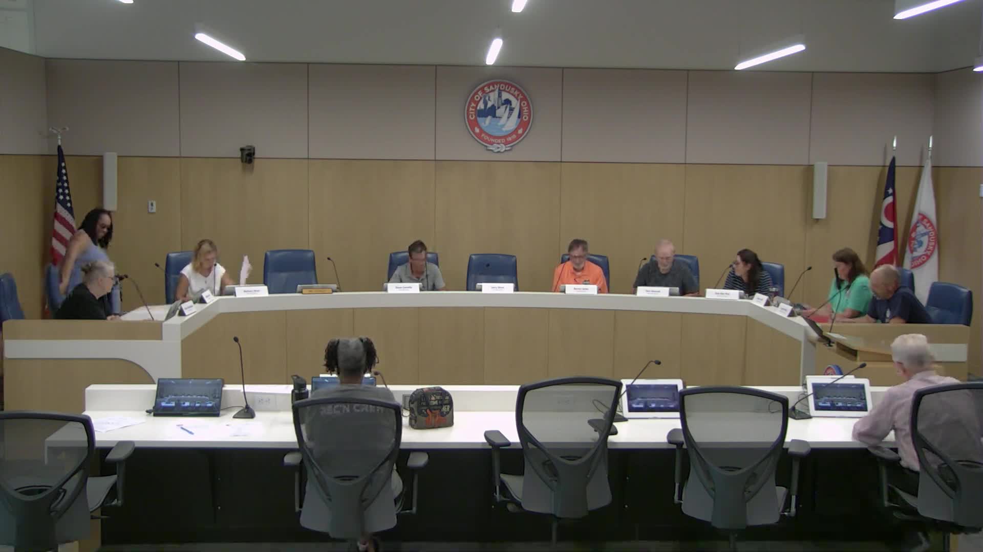 Golf-course irrigation problems and bridge mobilization discussed at Recreation Board meeting