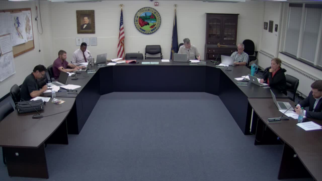 Hooksett Town Council accepts $1,000 donation for Police Department and nominates new members