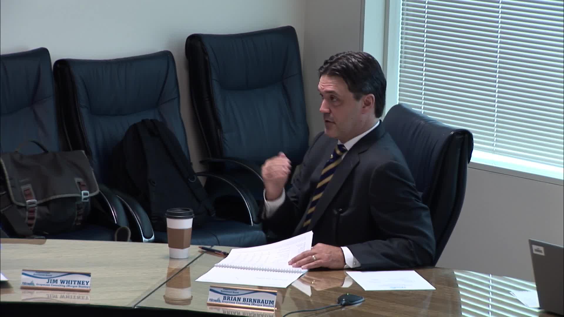 Investment managers adjust portfolio strategies amid market valuation concerns