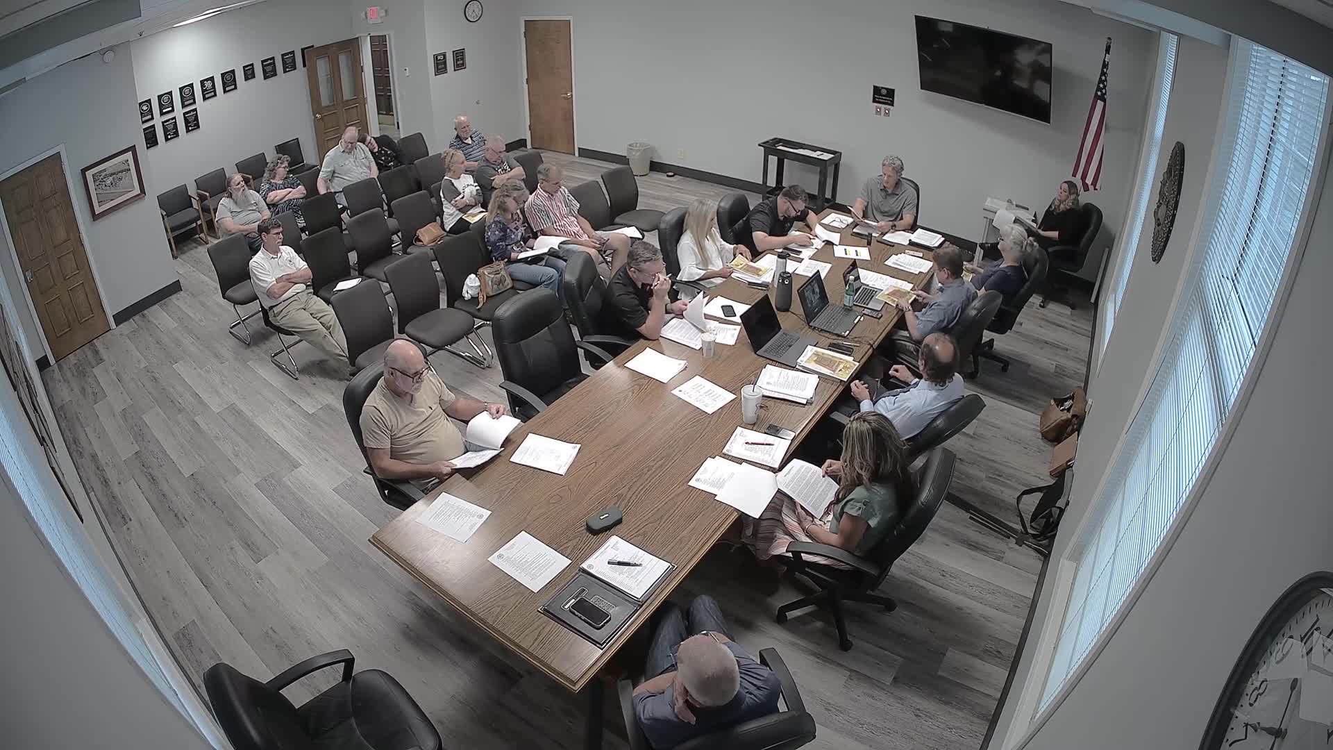 Sumner County committee advances Latimer House restoration budget, authorizes mayor to clear county debris and orders surveys for courthouse space