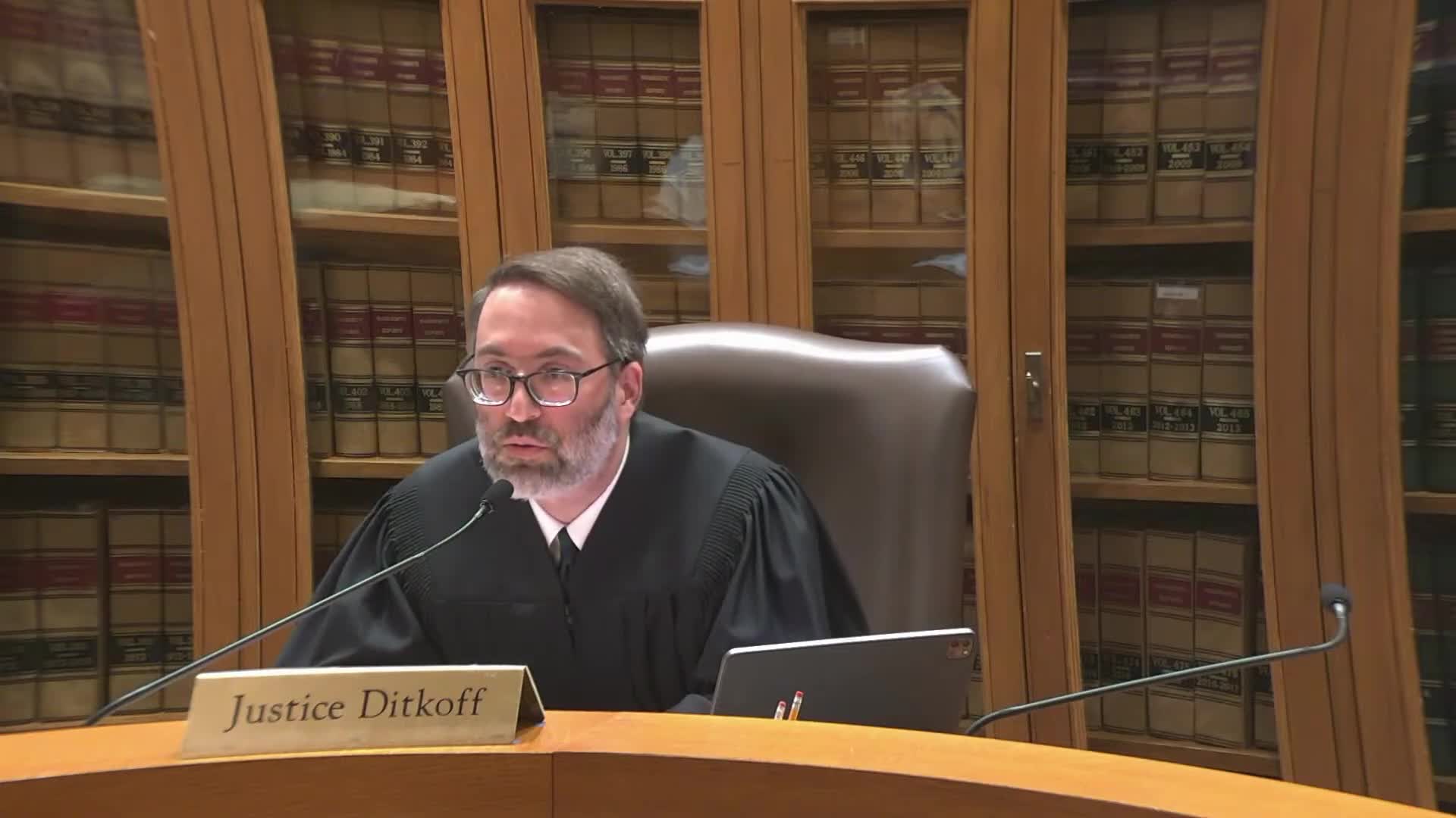 Court evaluates evidence in Lazard easement burden of proof dispute