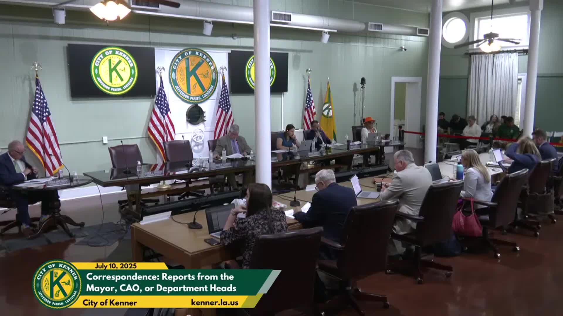 Mayor announces road improvements and community events in Kenner meeting