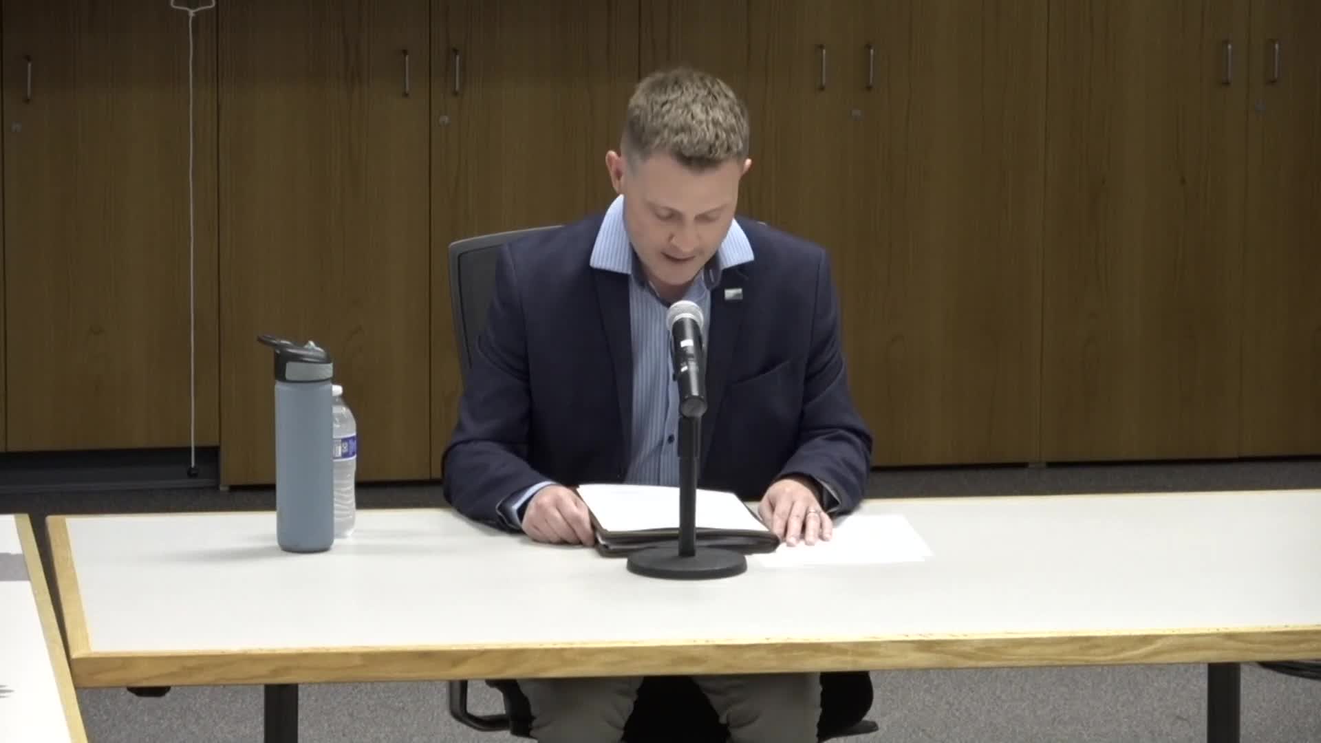 West Hills Council confronts $3.8M deficit and homelessness issues