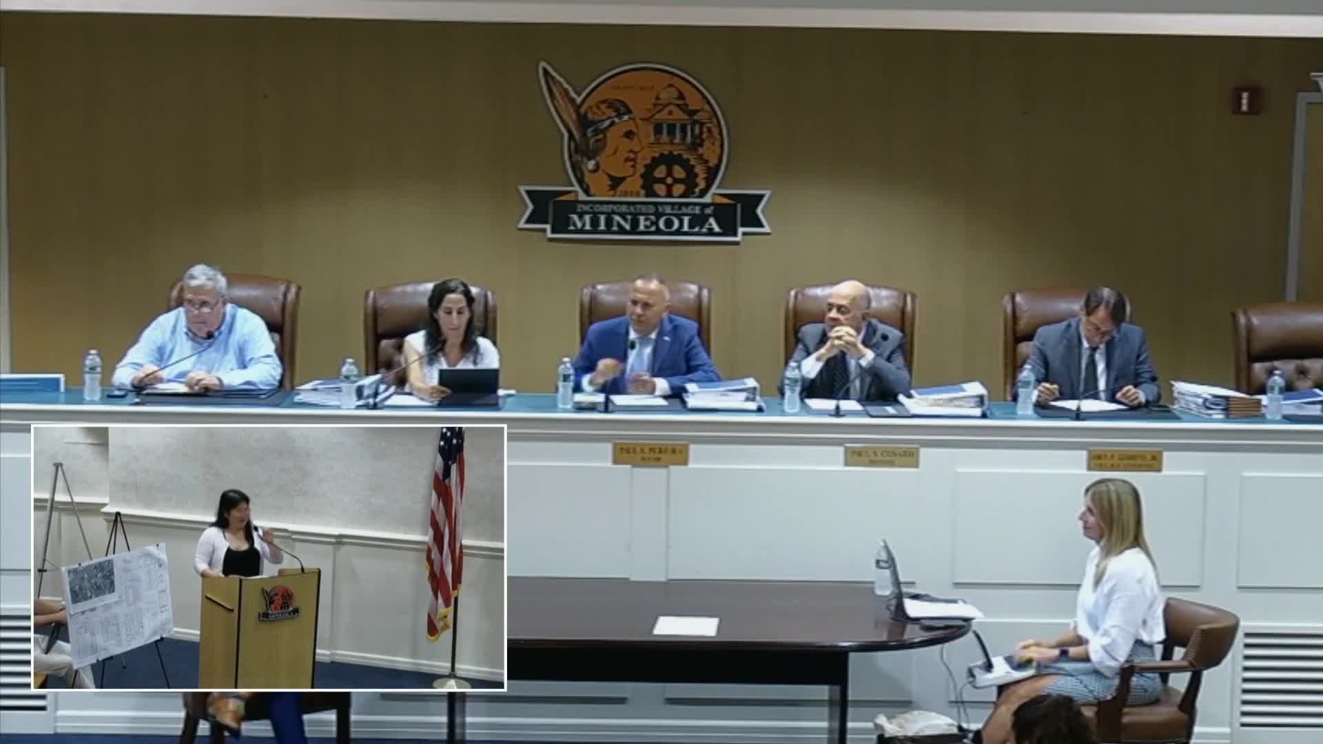 Mister Chen plans new music school in Mineola to enhance local education
