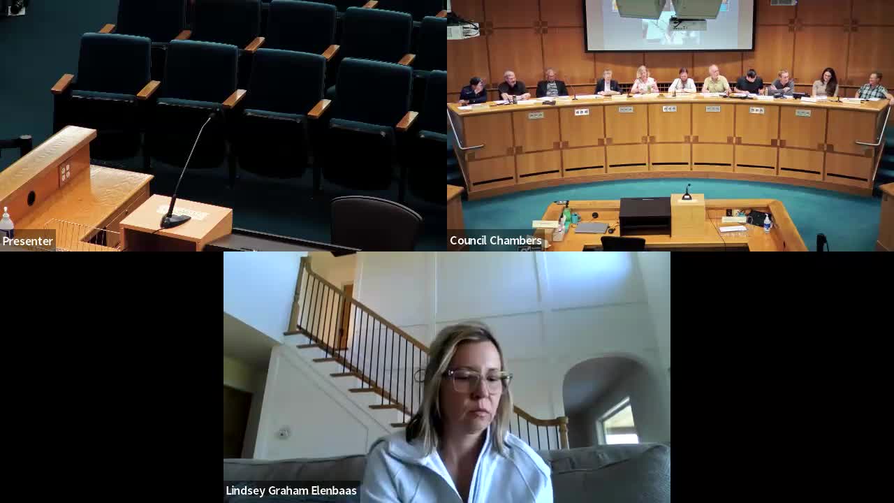 Commissioner Stump refuses to endorse ombudsman decision at transparency meeting