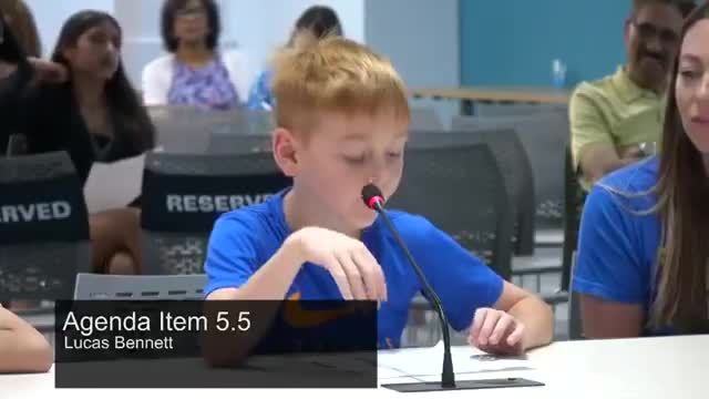 Students say new grading policy will harm juniors and seniors; board and staff weigh technical limits