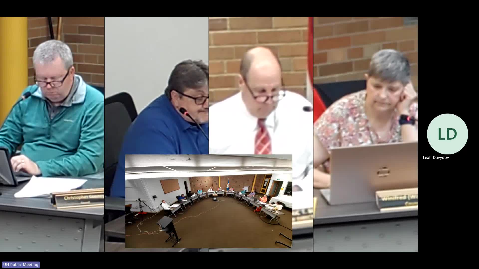 Committee weighs contractor registration, arborist certification for tree services