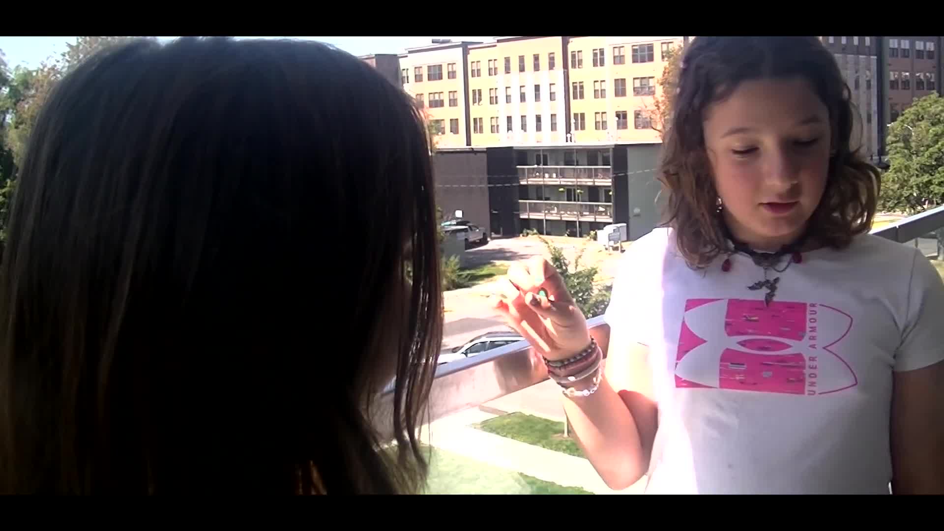 Detective plans to destroy cursed phone to prevent global chaos