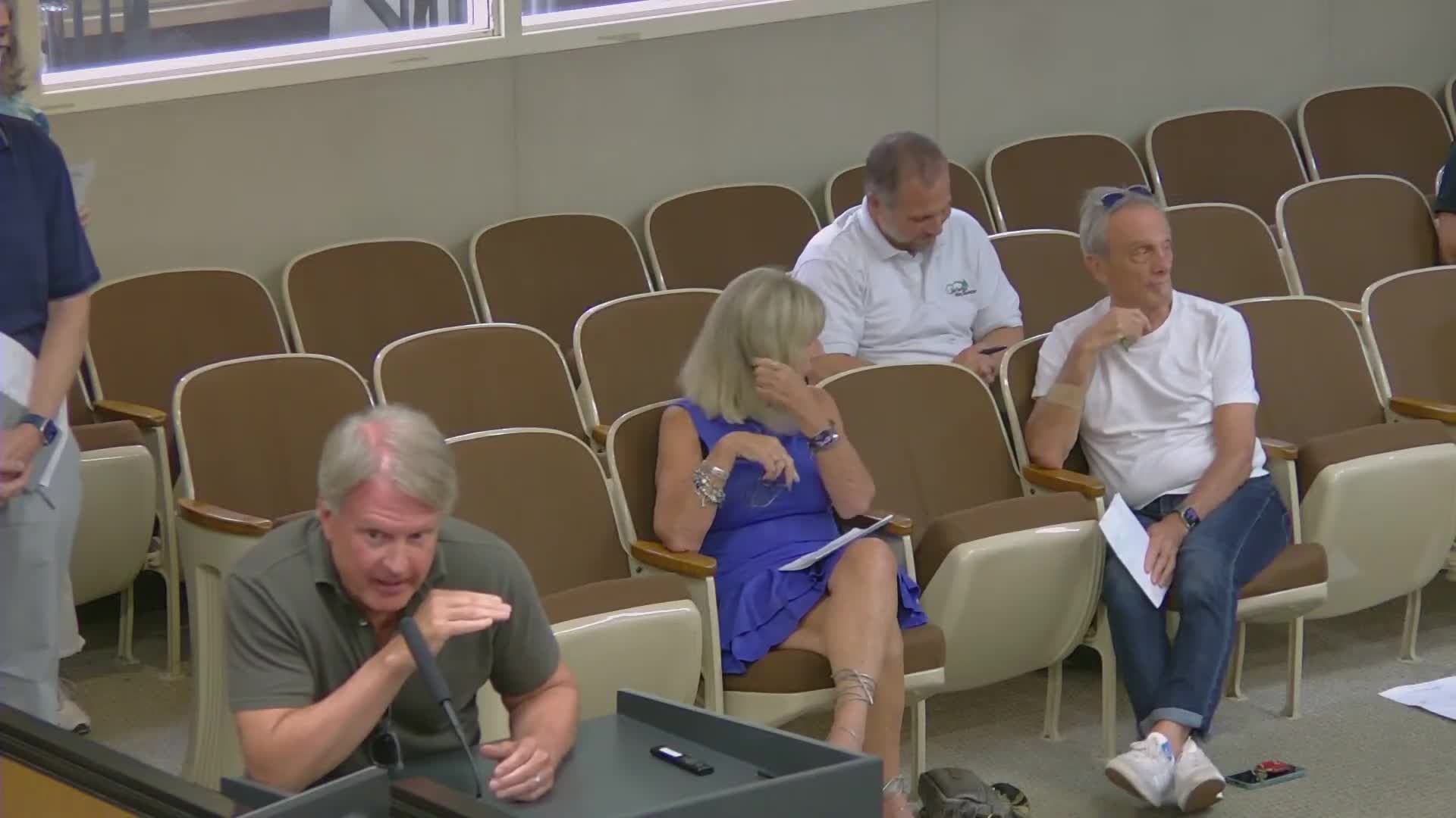 Delray Beach citizens voice parking concerns during public meeting discussion