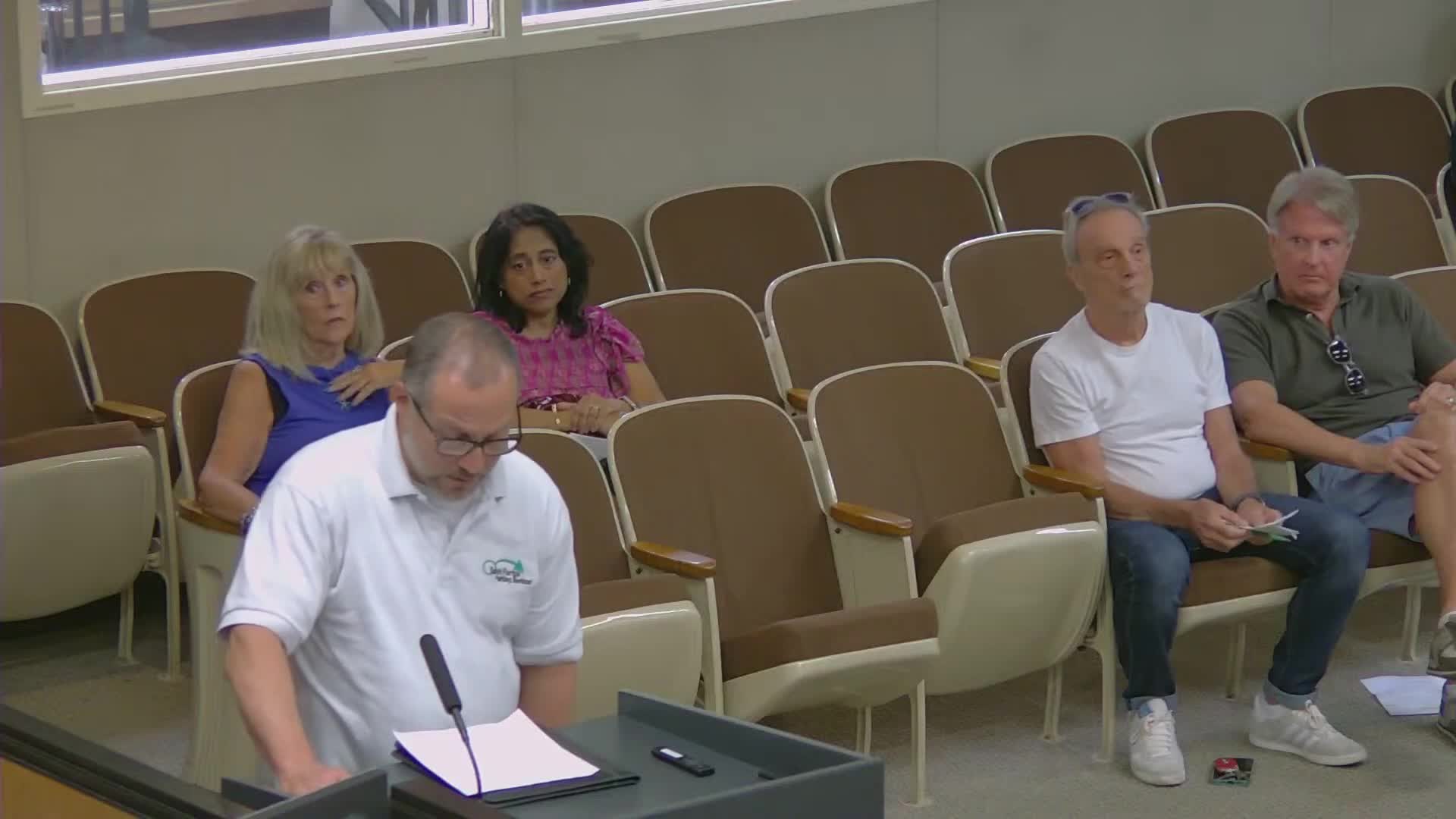 Delray Beach officials debate new parking strategy amid business concerns