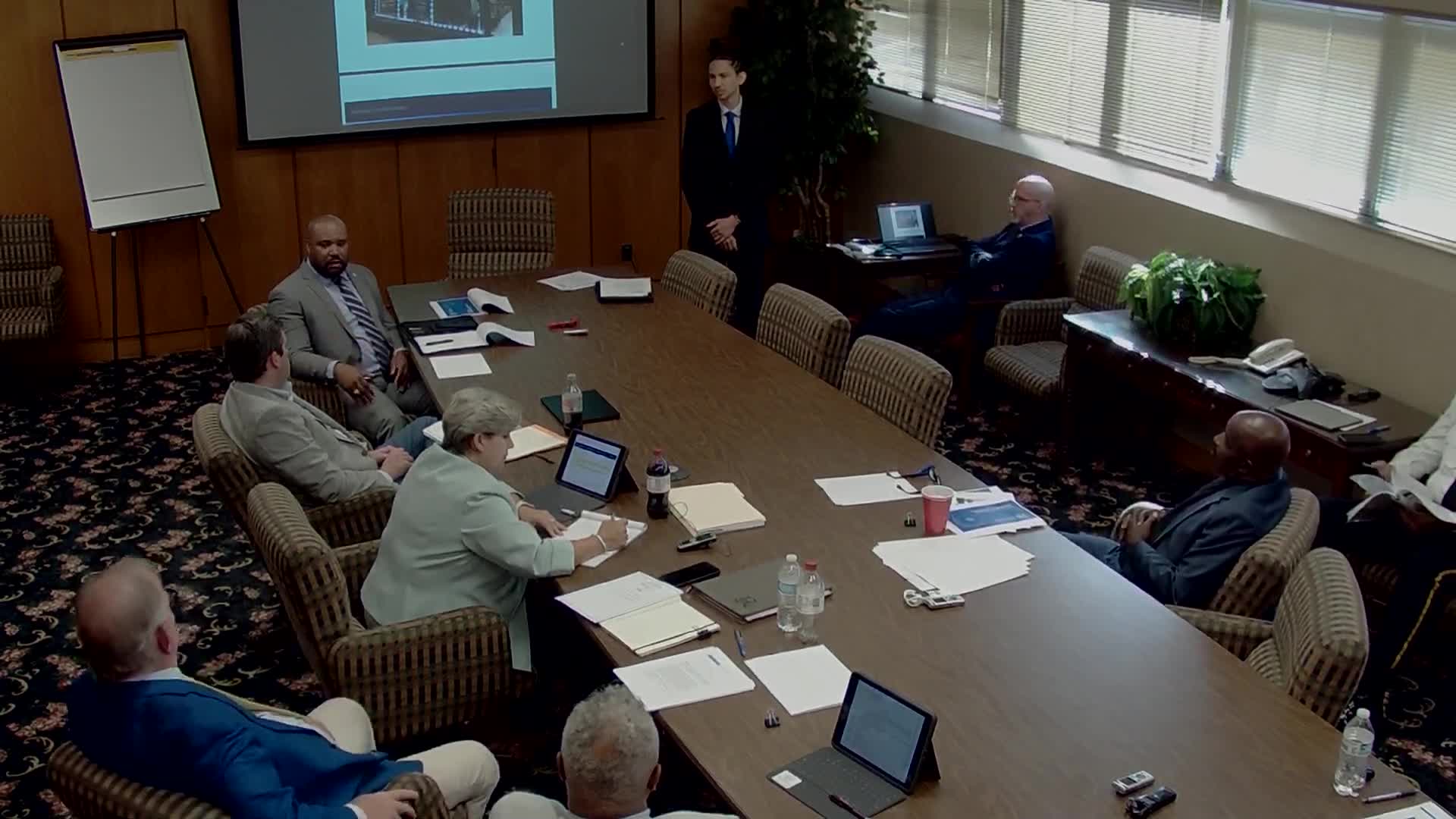 Rocky Mount council debates sign ordinances and commercial district policies