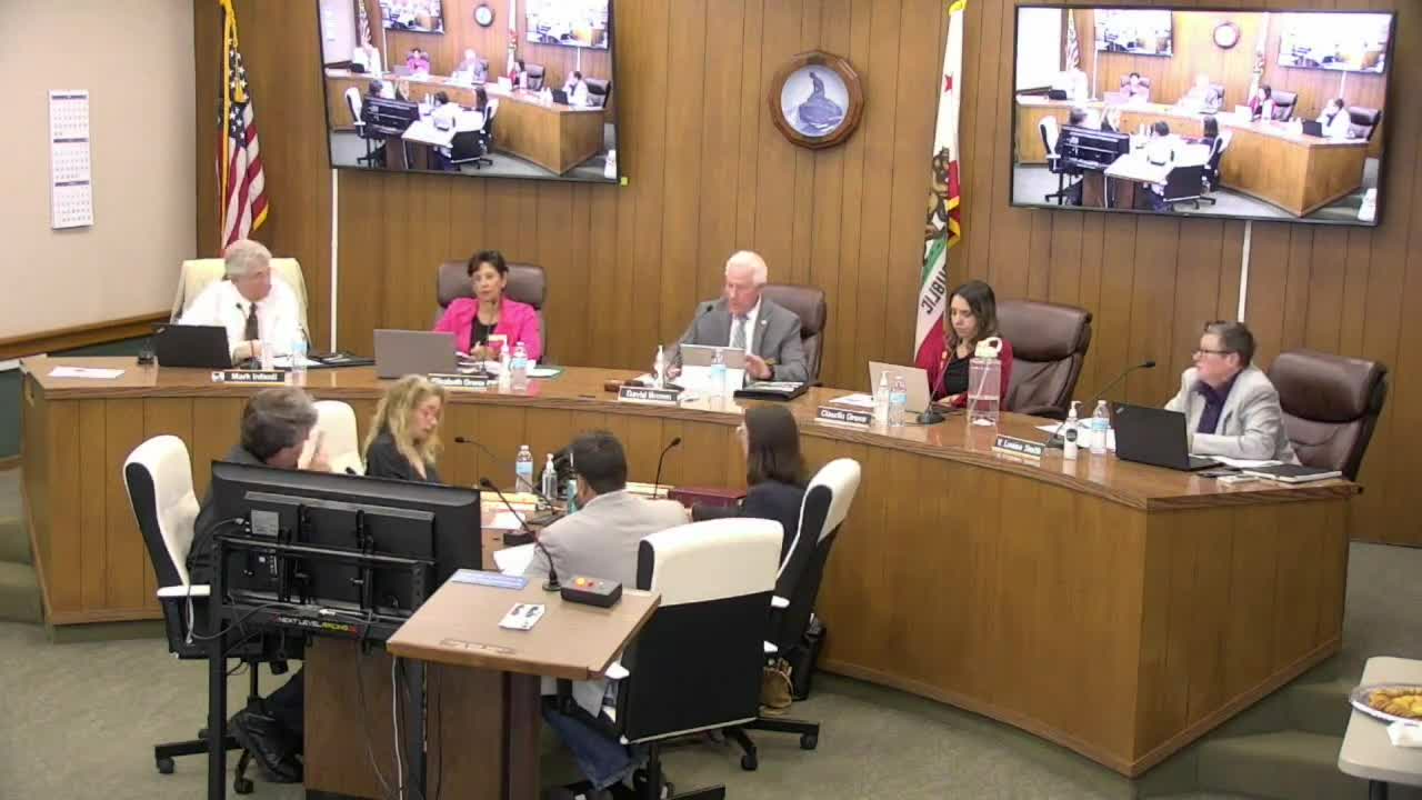 City Council approves contracts with Weldon Engineering and 4 Leaf for building services