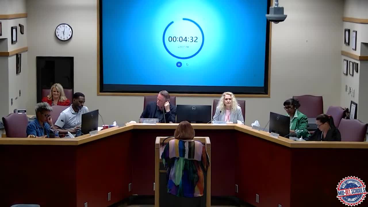 Superintendent discusses funding challenges at Middel school district meeting